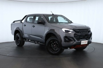 https://vehicle-cdn.autoleague.cloud/30352_950810468_1.jpg