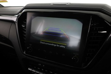 https://vehicle-cdn.autoleague.cloud/30352_950810468_24.jpg