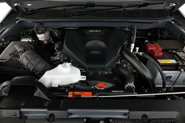 https://vehicle-cdn.autoleague.cloud/30352_950810468_6.jpg