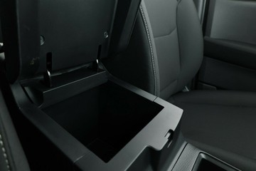 https://vehicle-cdn.autoleague.cloud/30352_950969080_29.jpg