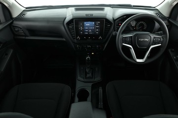 https://vehicle-cdn.autoleague.cloud/30352_950969080_33.jpg