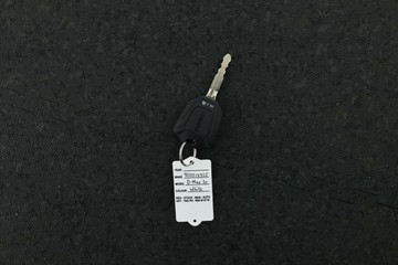 https://vehicle-cdn.autoleague.cloud/30352_950969080_34.jpg