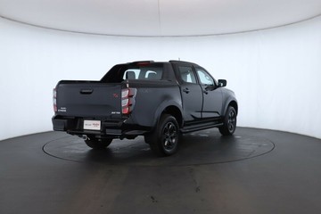 https://vehicle-cdn.autoleague.cloud/30352_950969621_17.jpg