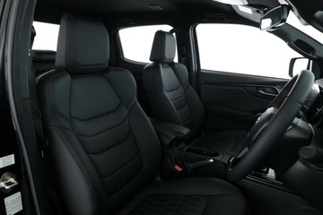 https://vehicle-cdn.autoleague.cloud/30352_950969621_19.jpg