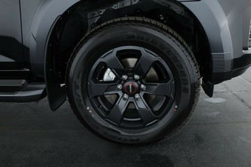 https://vehicle-cdn.autoleague.cloud/30352_950969621_4.jpg