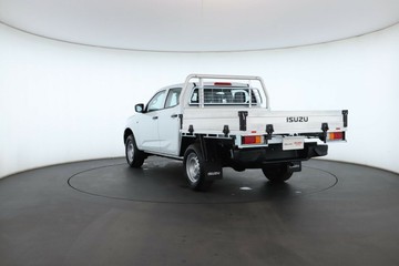 https://vehicle-cdn.autoleague.cloud/30352_960006765_12.jpg