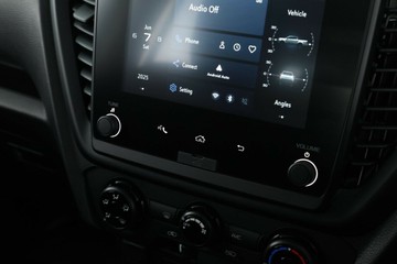 https://vehicle-cdn.autoleague.cloud/30352_960006765_23.jpg