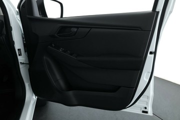 https://vehicle-cdn.autoleague.cloud/30352_960006874_17.jpg