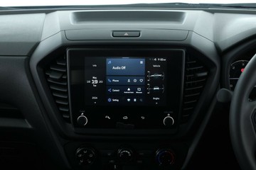 https://vehicle-cdn.autoleague.cloud/30352_960006874_23.jpg
