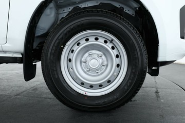 https://vehicle-cdn.autoleague.cloud/30352_960006874_3.jpg