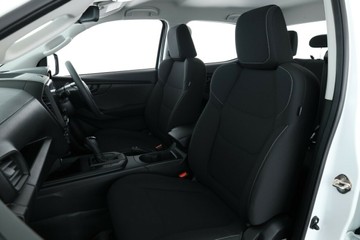 https://vehicle-cdn.autoleague.cloud/30352_960006874_30.jpg