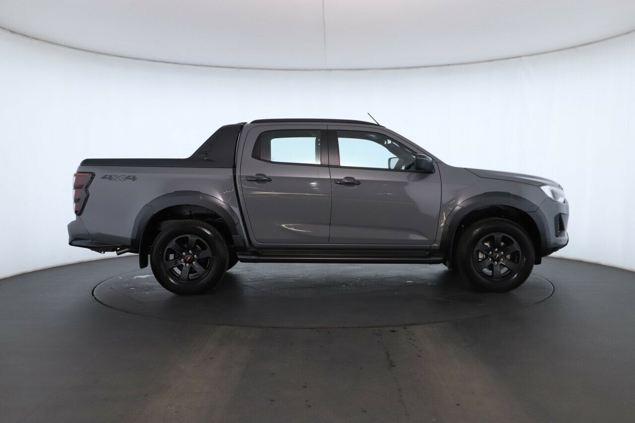 Isuzu D-max image 2
