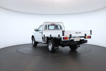 https://vehicle-cdn.autoleague.cloud/30352_960067673_12.jpg