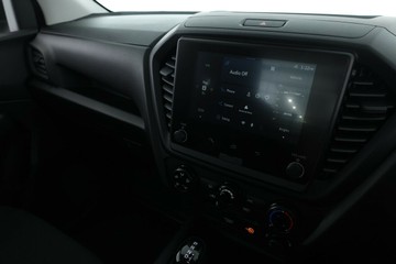 https://vehicle-cdn.autoleague.cloud/30352_960067673_22.jpg