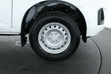 https://vehicle-cdn.autoleague.cloud/30352_960067673_3.jpg