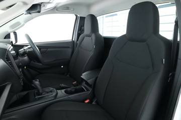 https://vehicle-cdn.autoleague.cloud/30352_960067673_30.jpg