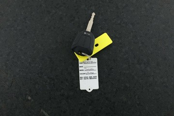 https://vehicle-cdn.autoleague.cloud/30352_960067673_32.jpg