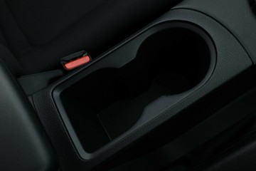 https://vehicle-cdn.autoleague.cloud/30352_960067691_33.jpg