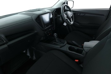 https://vehicle-cdn.autoleague.cloud/30352_960067691_36.jpg