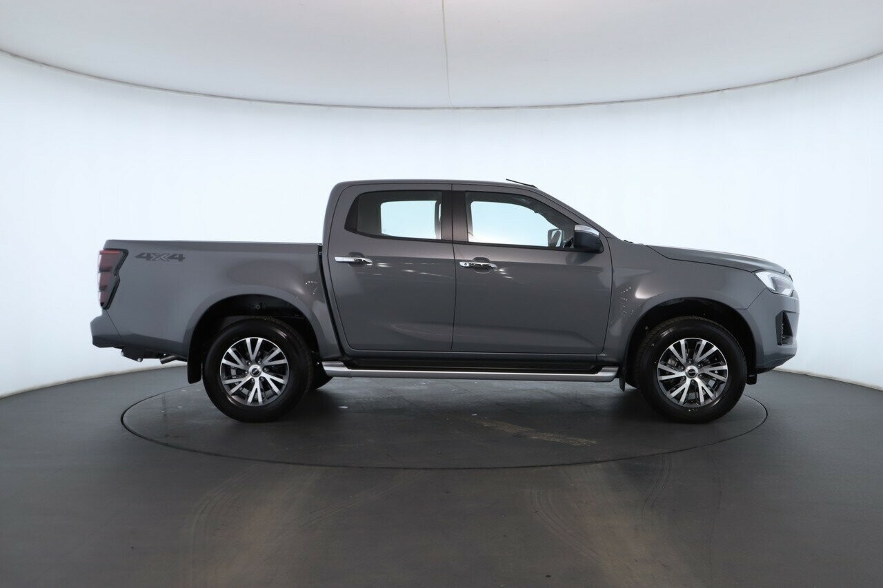 Isuzu D-max image 2