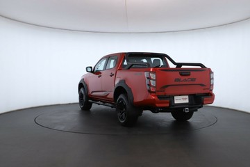 https://vehicle-cdn.autoleague.cloud/30352_960069776_13.jpg