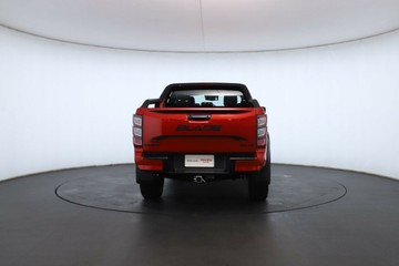 https://vehicle-cdn.autoleague.cloud/30352_960069776_14.jpg