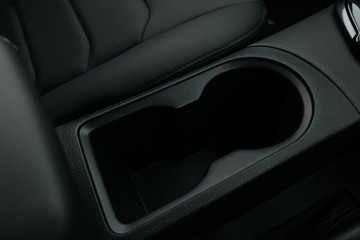 https://vehicle-cdn.autoleague.cloud/30352_960069776_30.jpg