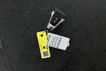 https://vehicle-cdn.autoleague.cloud/30352_960069776_36.jpg