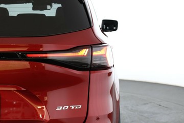 https://vehicle-cdn.autoleague.cloud/30352_960070760_16.jpg