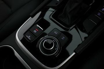 https://vehicle-cdn.autoleague.cloud/30352_960070760_29.jpg