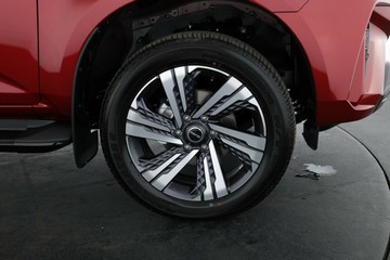 https://vehicle-cdn.autoleague.cloud/30352_960070760_3.jpg