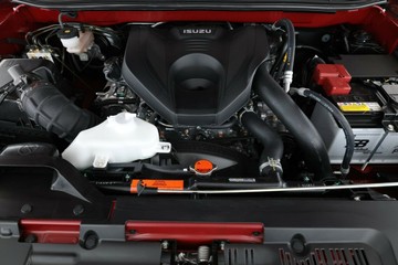 https://vehicle-cdn.autoleague.cloud/30352_960070760_6.jpg