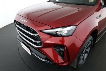 https://vehicle-cdn.autoleague.cloud/30352_960070760_8.jpg