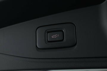 https://vehicle-cdn.autoleague.cloud/30352_960070922_16.jpg