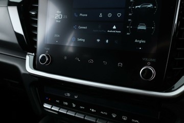 https://vehicle-cdn.autoleague.cloud/30352_960070922_26.jpg