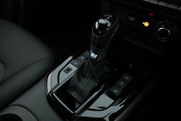 https://vehicle-cdn.autoleague.cloud/30352_960140715_28.jpg