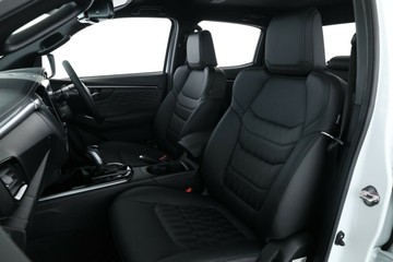https://vehicle-cdn.autoleague.cloud/30352_960140715_31.jpg