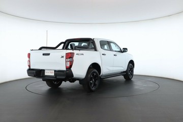 https://vehicle-cdn.autoleague.cloud/30352_960140769_15.jpg