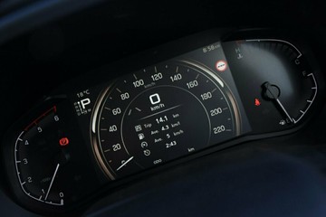 https://vehicle-cdn.autoleague.cloud/30352_960142007_11.jpg