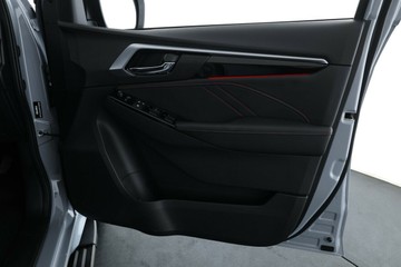 https://vehicle-cdn.autoleague.cloud/30352_960142203_18.jpg