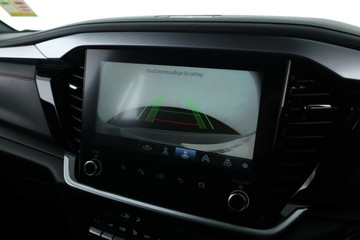 https://vehicle-cdn.autoleague.cloud/30352_960142203_25.jpg