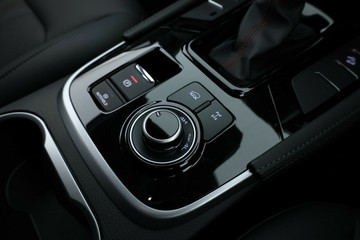 https://vehicle-cdn.autoleague.cloud/30352_960142268_28.jpg