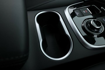https://vehicle-cdn.autoleague.cloud/30352_960142268_29.jpg