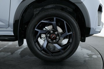 https://vehicle-cdn.autoleague.cloud/30352_960142268_3.jpg