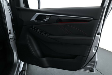 https://vehicle-cdn.autoleague.cloud/30352_960142375_18.jpg