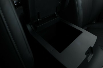https://vehicle-cdn.autoleague.cloud/30352_960142375_30.jpg