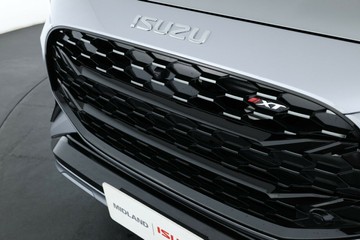 https://vehicle-cdn.autoleague.cloud/30352_960142375_7.jpg