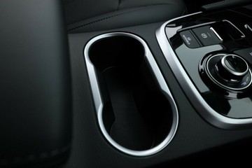 https://vehicle-cdn.autoleague.cloud/30352_960142395_28.jpg