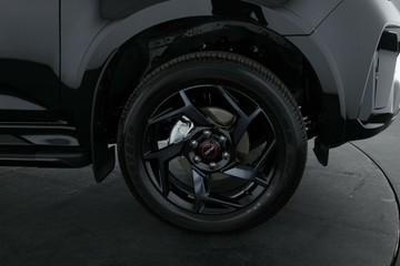 https://vehicle-cdn.autoleague.cloud/30352_960142474_3.jpg