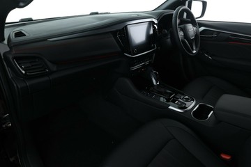 https://vehicle-cdn.autoleague.cloud/30352_960142474_33.jpg